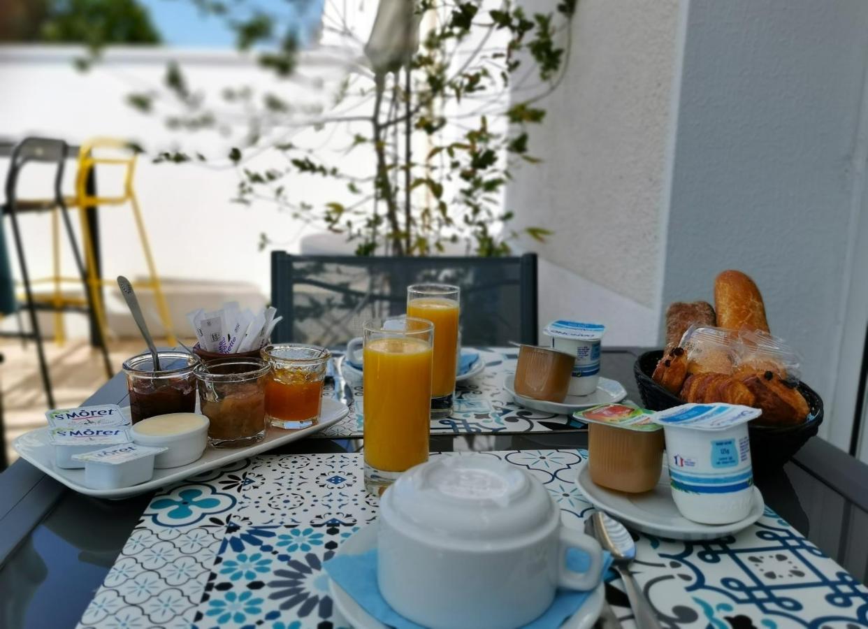 Hotel Le Pasteur Ρουαγιάν Εξωτερικό φωτογραφία